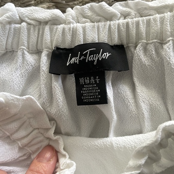 Lord & Taylor tank top with bow detail - Picture 3 of 4